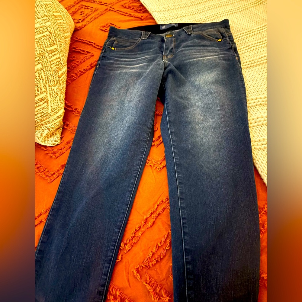 Democracy jeans